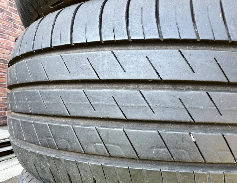 215/55 R17 98W XL GoodYear (0821)