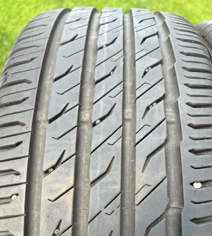 215/45 R16 90V XL Semperit (0422)