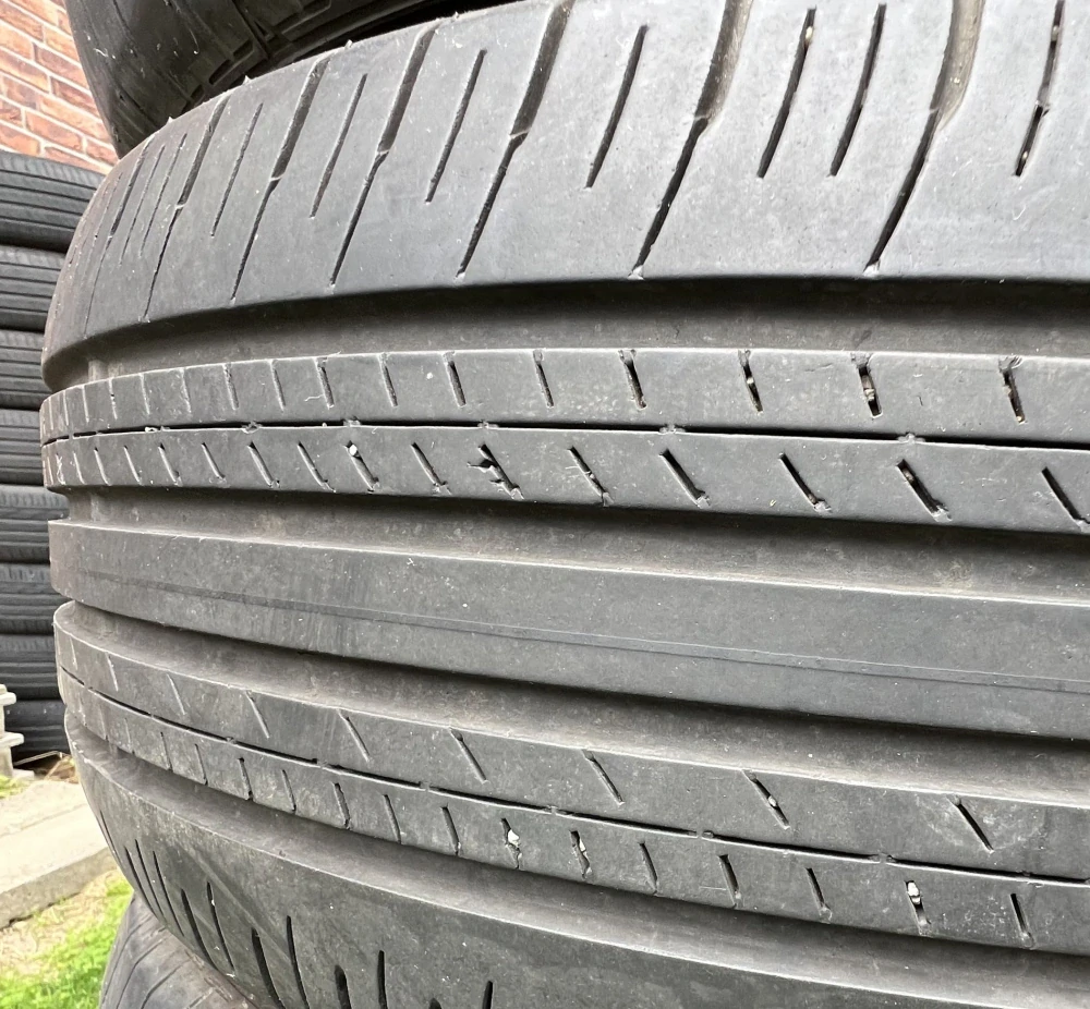 225/60 R18 100H Dunlop (1120)