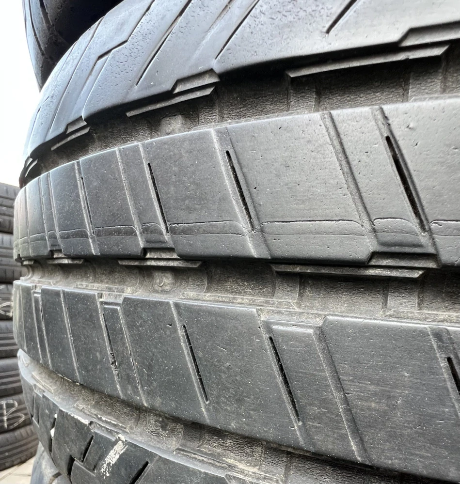 215/70 R15C 109/107S Continental ContiVanContact 100 (2420)