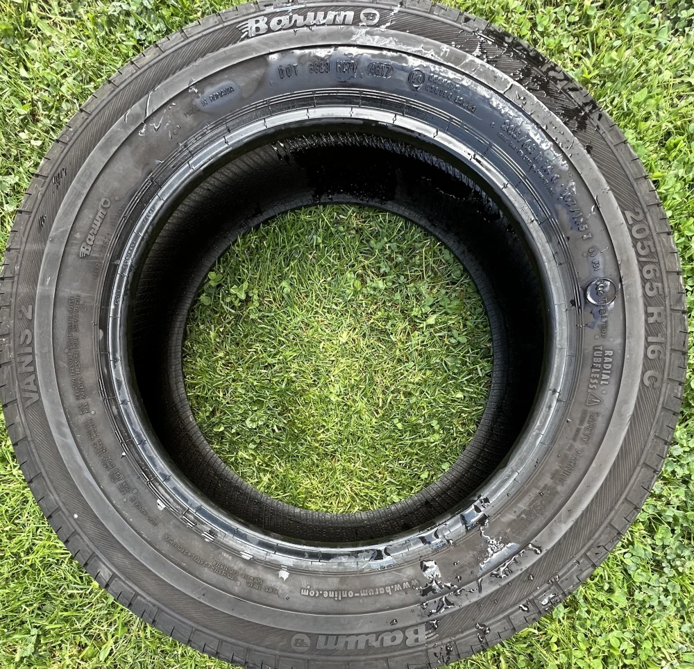 205/65 R16C 107/105T Barum Vanis 2 (4617)