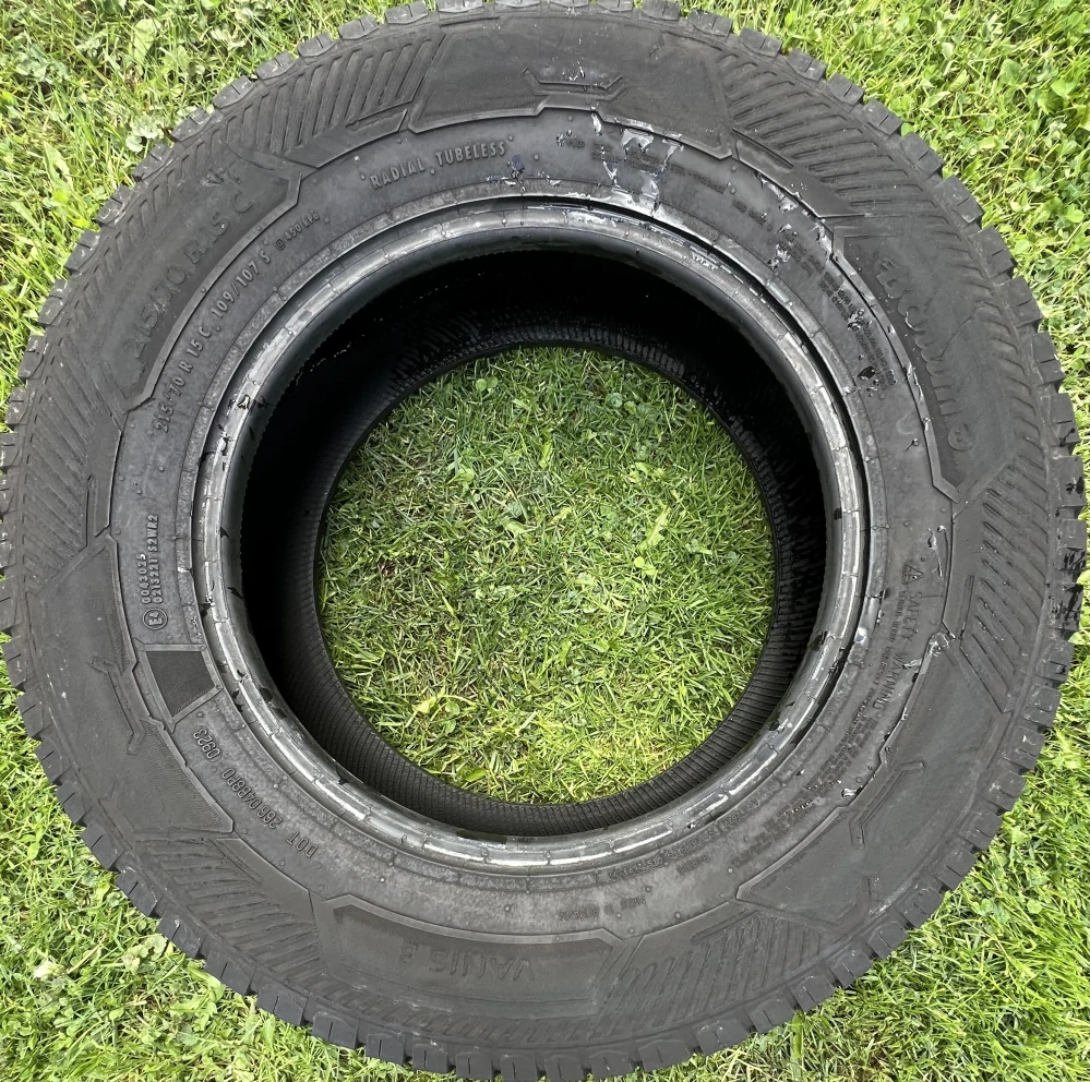 215/70 R15C 109/107S Barum Vanis 3 (0923)