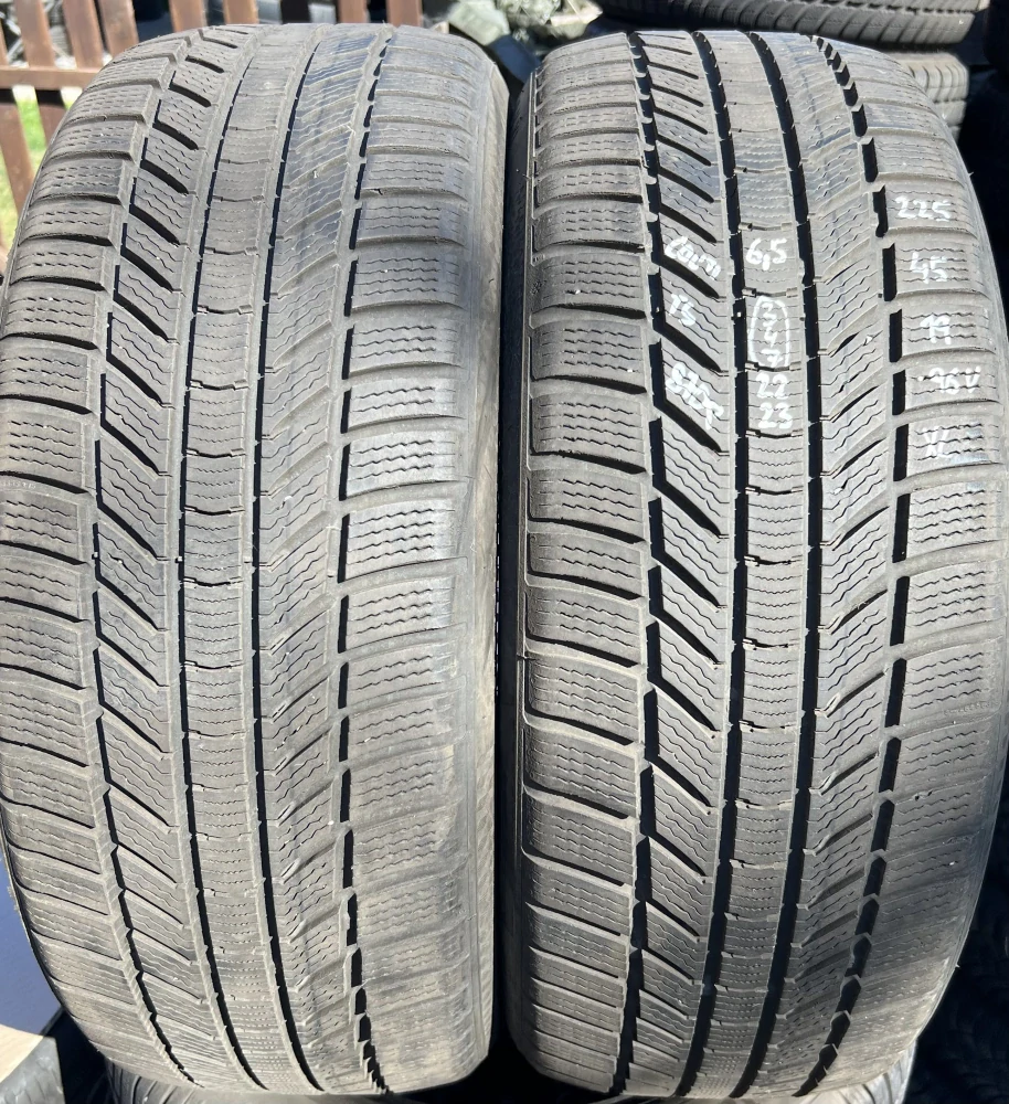 225/45 R19 96V XL Continental TS870P (2223)