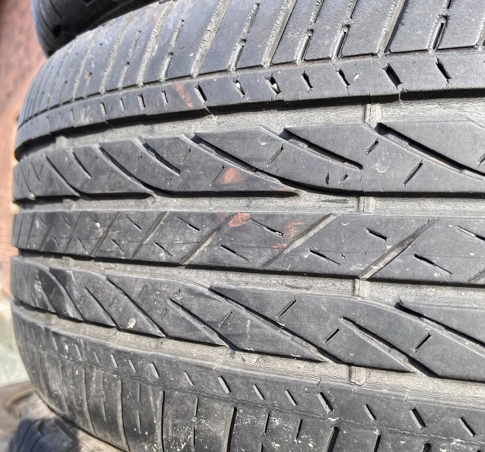 215/60 R17 96H Bridgestone (3718)