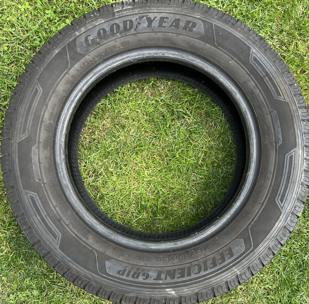 215/65 R16C 106/104H GoodYear (1220)
