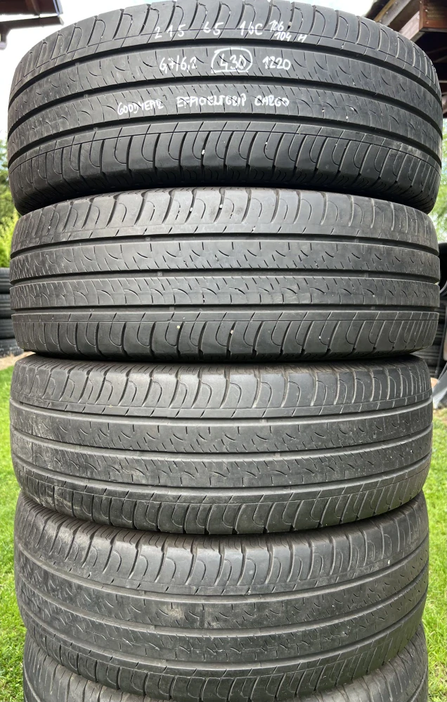 215/65 R16C 106/104H GoodYear (1220)