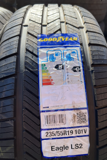 235/55 R19 101V GoodYear Eagle LS2 (1116)